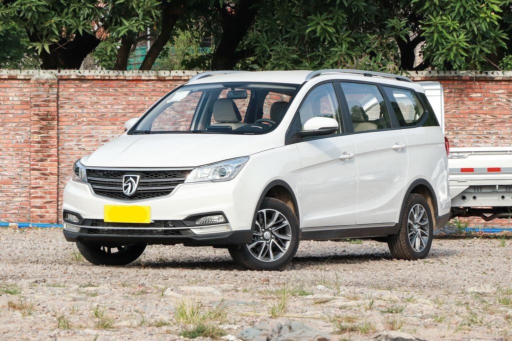 宝骏730性价比最高的国产家用轿车,宝骏730测评视频2021