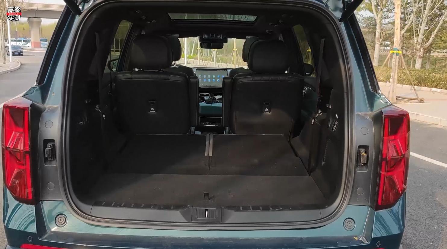 广汽传祺2022gs8四驱至尊版,广汽传祺gs8四驱七座试驾