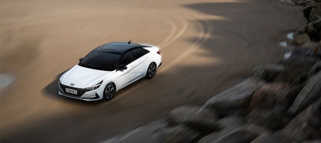 全新伊兰特高光时刻,新的伊兰特颜值脱胎换骨