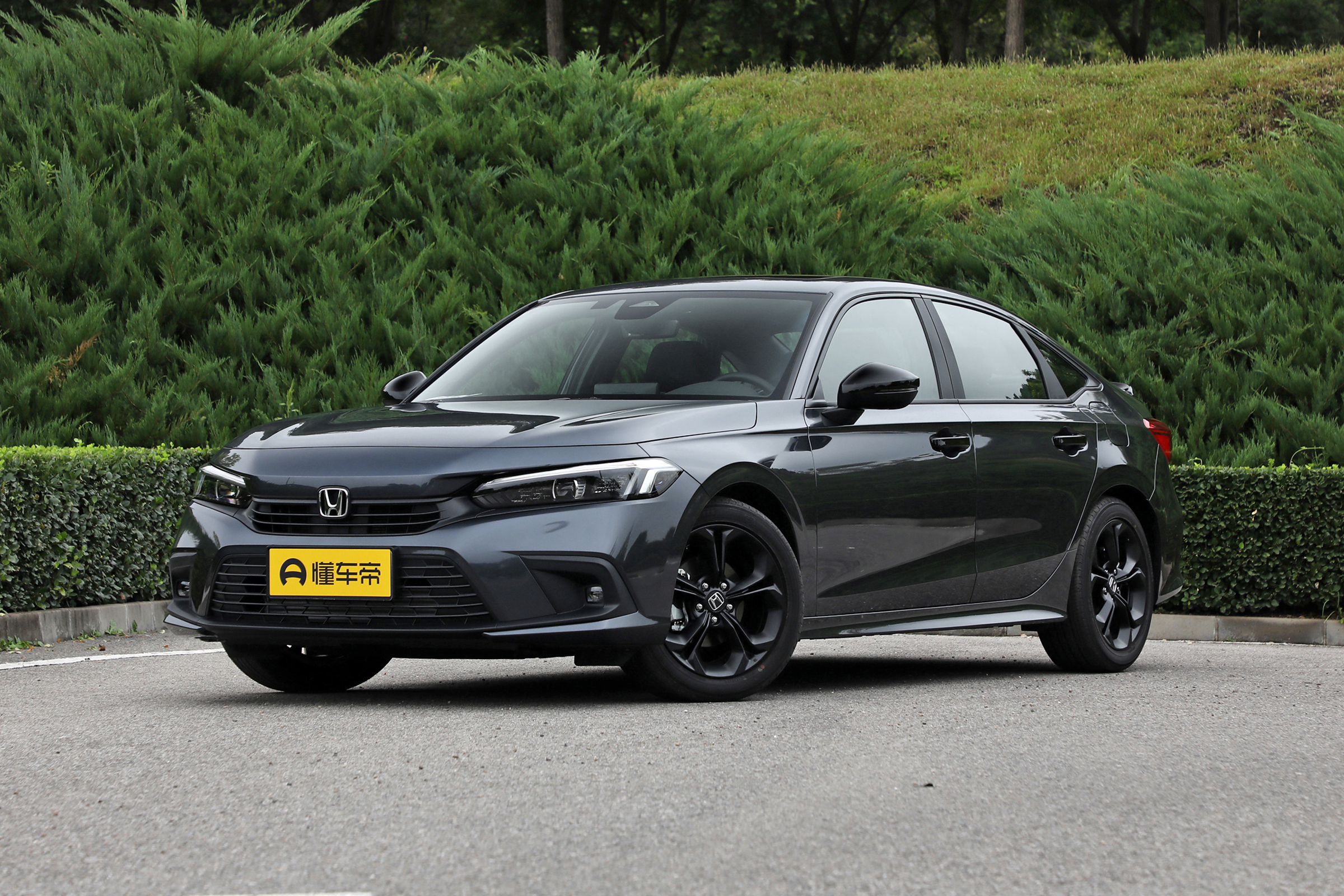 本田思域2021款hatchback220turbocvt,新车指导价11.98万哪款高配