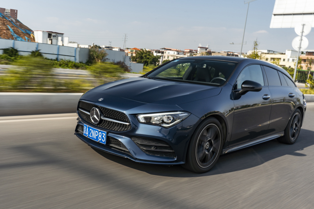 试驾奔驰cla260,奔驰cla2602016款测评