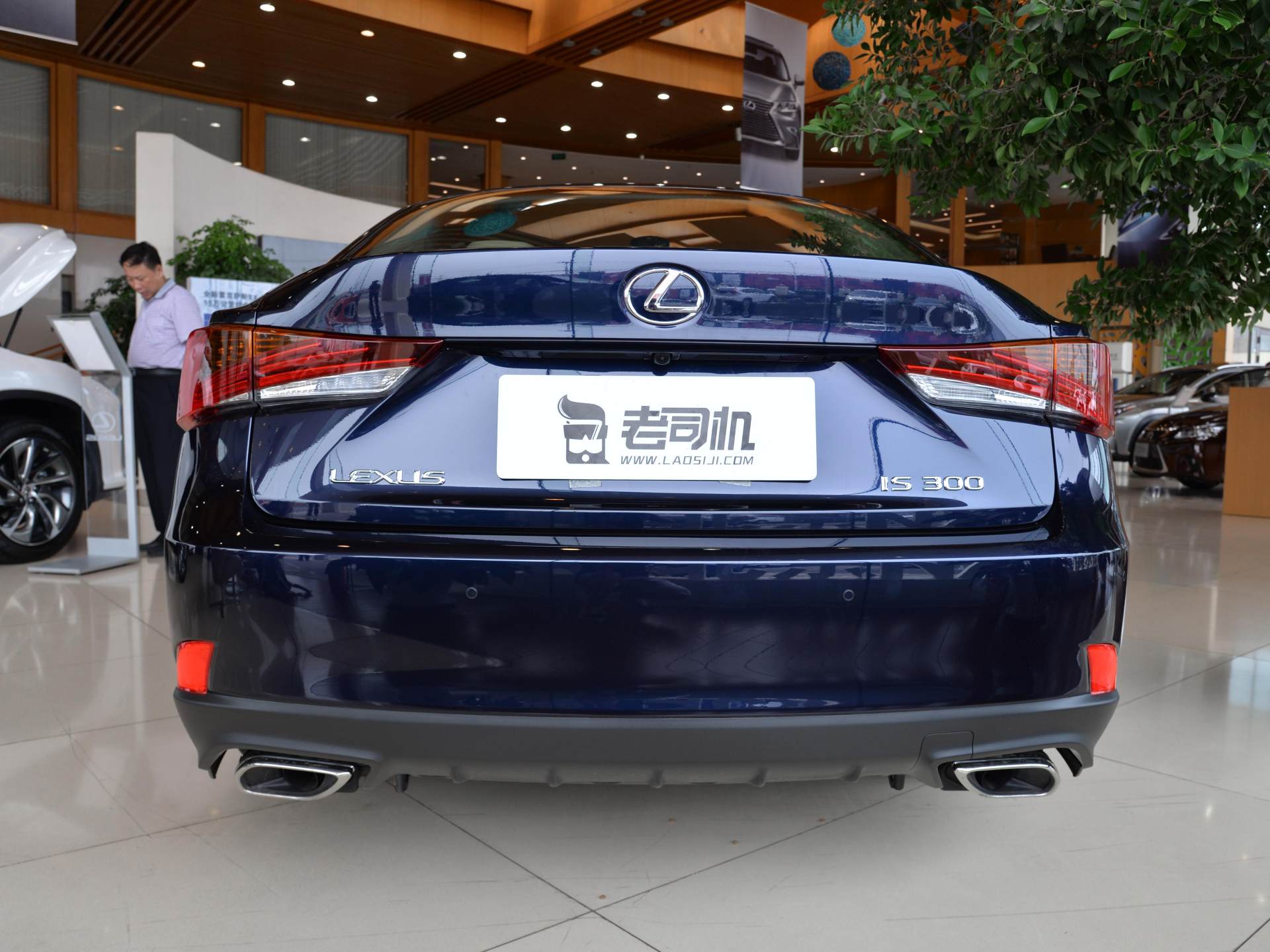 全新雷克萨斯is实拍,13款雷克萨斯is250fsport