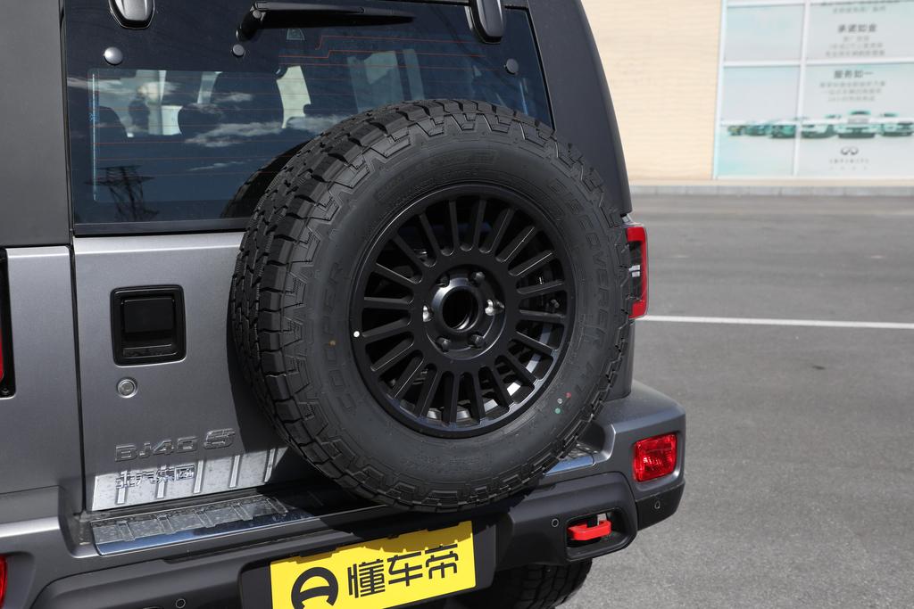 北京bj40环塔冠军版2023款停产了吗,bj402023和2024版的区别