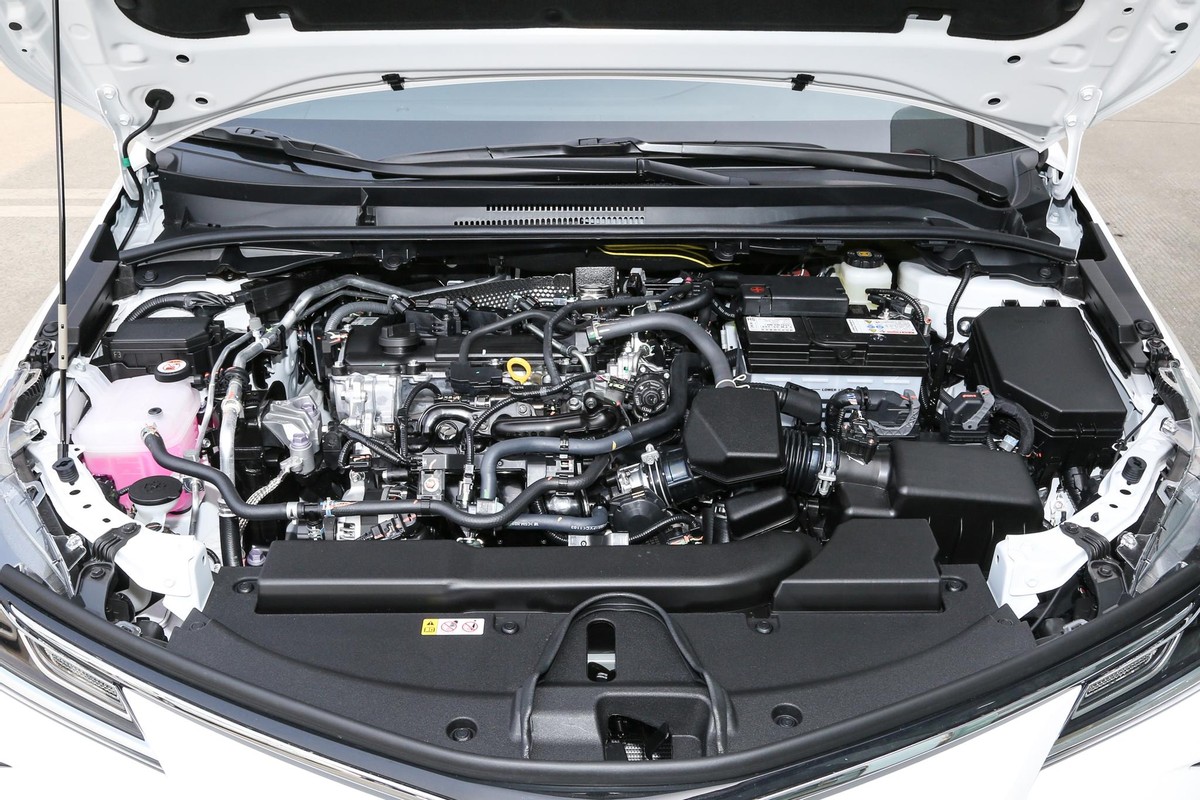 丰田卡罗拉怎么样才是最好的,丰田卡罗拉双擎能靠得住吗