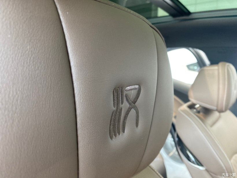 比亚迪汉白是珍珠白,比亚迪汉冰川蓝和白色