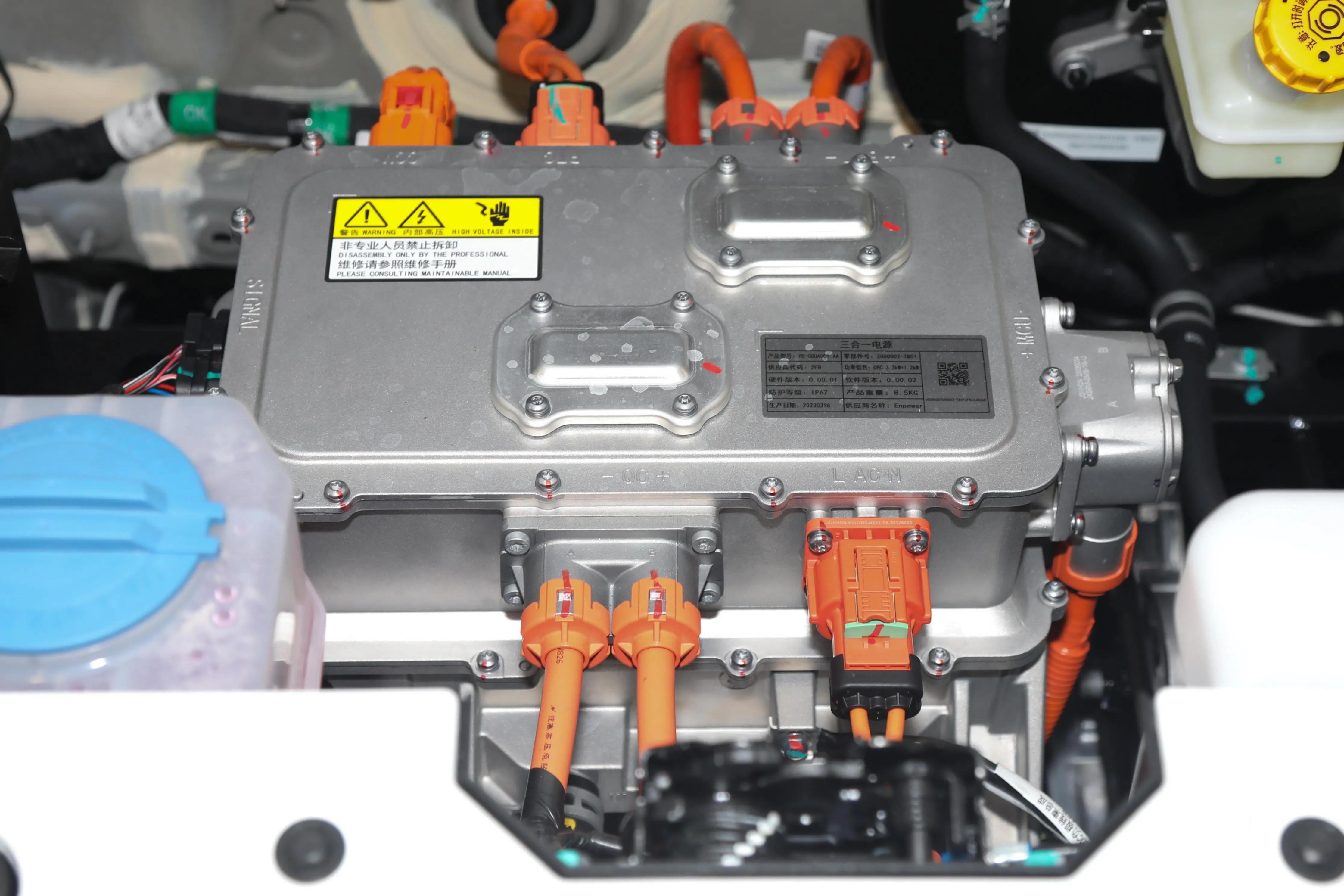 零跑t03轻享版310km6万落地,价格最低的新能源汽车零跑t03