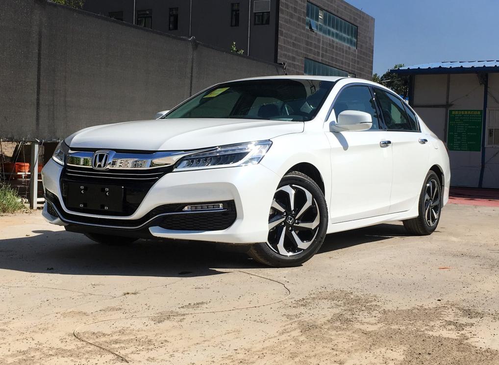 预算15万选台二手车，三款热门日系中级车推荐