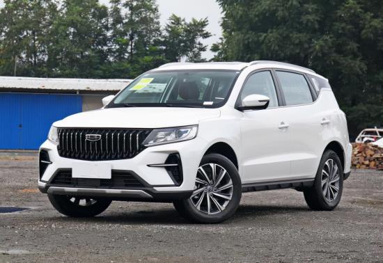 风行t5evo空间大吗,21款1.5T舒适型风行t5图片