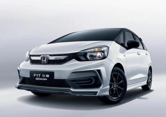 本田仔都要笑醒了，本田原厂改装的*四代第**飞度，只要9.68万