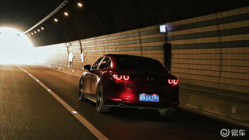 马自达3昂克赛拉全面测试,马自达3昂克赛拉通过性测试