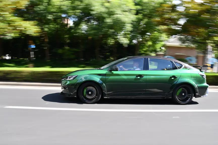 国产m系强势登场名爵mg6xpower,试驾体验全新一代上汽名爵6