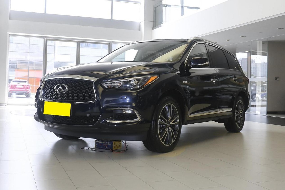 2022款英菲尼迪qx60试驾实车,2022款英菲尼迪qx60深度试驾测评