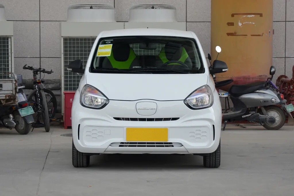 不到6万上汽科莱威clever上市图片,6万元纯电微型车上汽科莱威clever