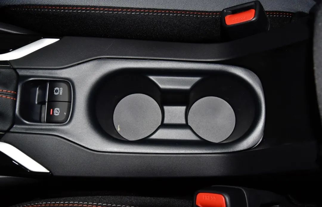 丰田卡罗拉哪款气囊多,丰田卡罗拉各种年限车型