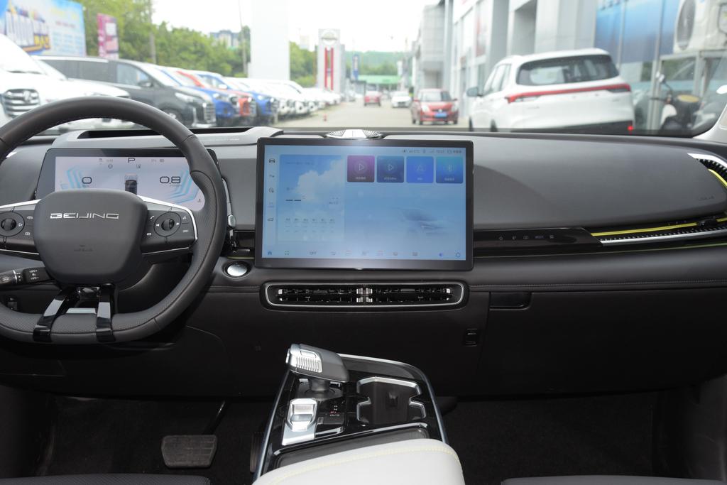 北汽新魔方测评,北汽新魔方价格