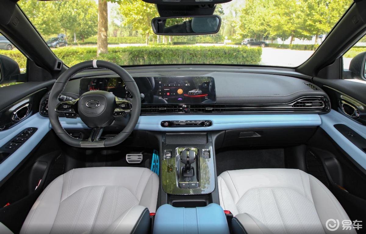 广汽新款四驱车型,售价1828万广汽推出新款家轿