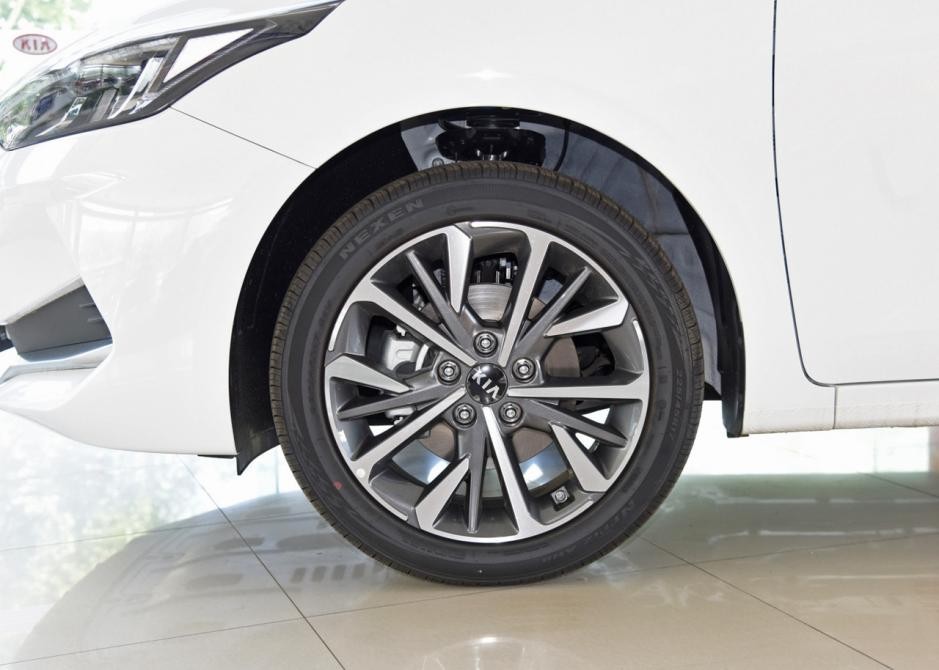 起亚k3用了5w-30还可以换回5-20吗,起亚k3用10w40会怎么样