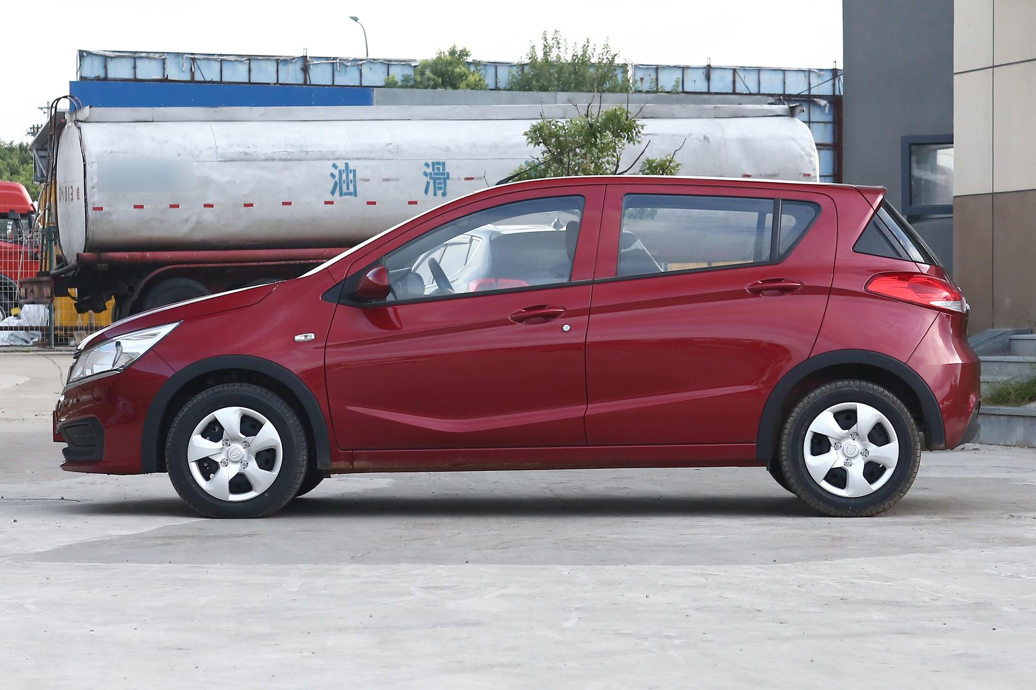 2018年买的宝骏310手动挡是哪一款,选一款好开耐用的性能车