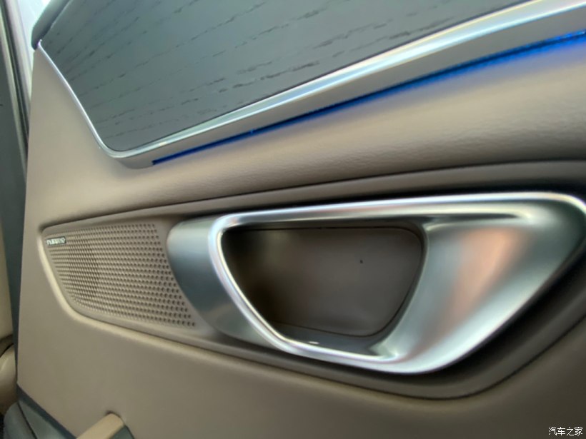 比亚迪汉白是珍珠白,比亚迪汉冰川蓝和白色