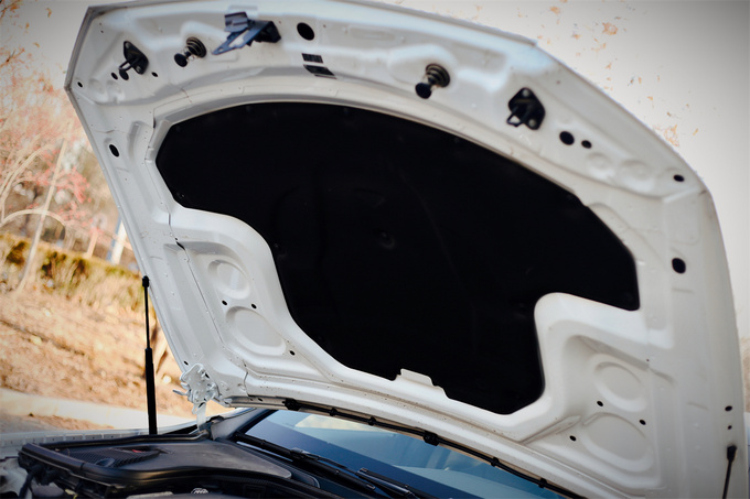 奔驰e标轴买260还是300,奔驰a级180评价