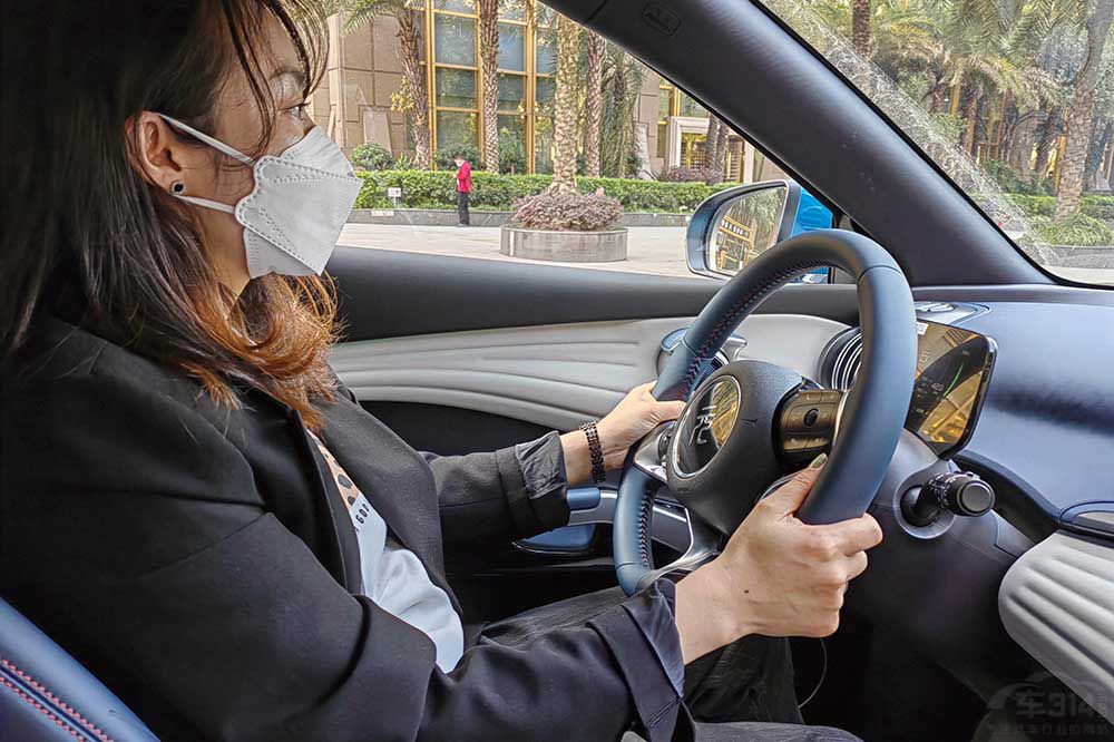 比亚迪元plus纯电每公里多少钱,比亚迪元plus充满电需要多少电费