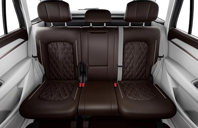 一汽大众揽巡上市庆典,一汽大众揽巡实车车展上亮相