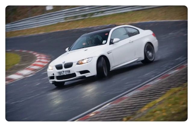 高转自吸宝马,高转v8发动机