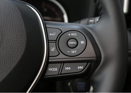 2011年丰田rav4荣放2.4现在值多少钱,2011年丰田rav4荣放二手车2.0油耗