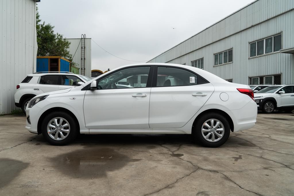 瑞纳2017款1.4l手动焕彩网联版国v,2017款现代瑞纳手动挡1.4测评