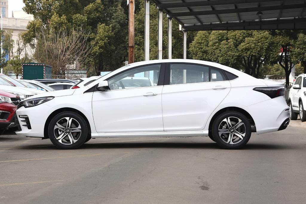 10万级品质家轿首选,全球优选品质家轿汽车