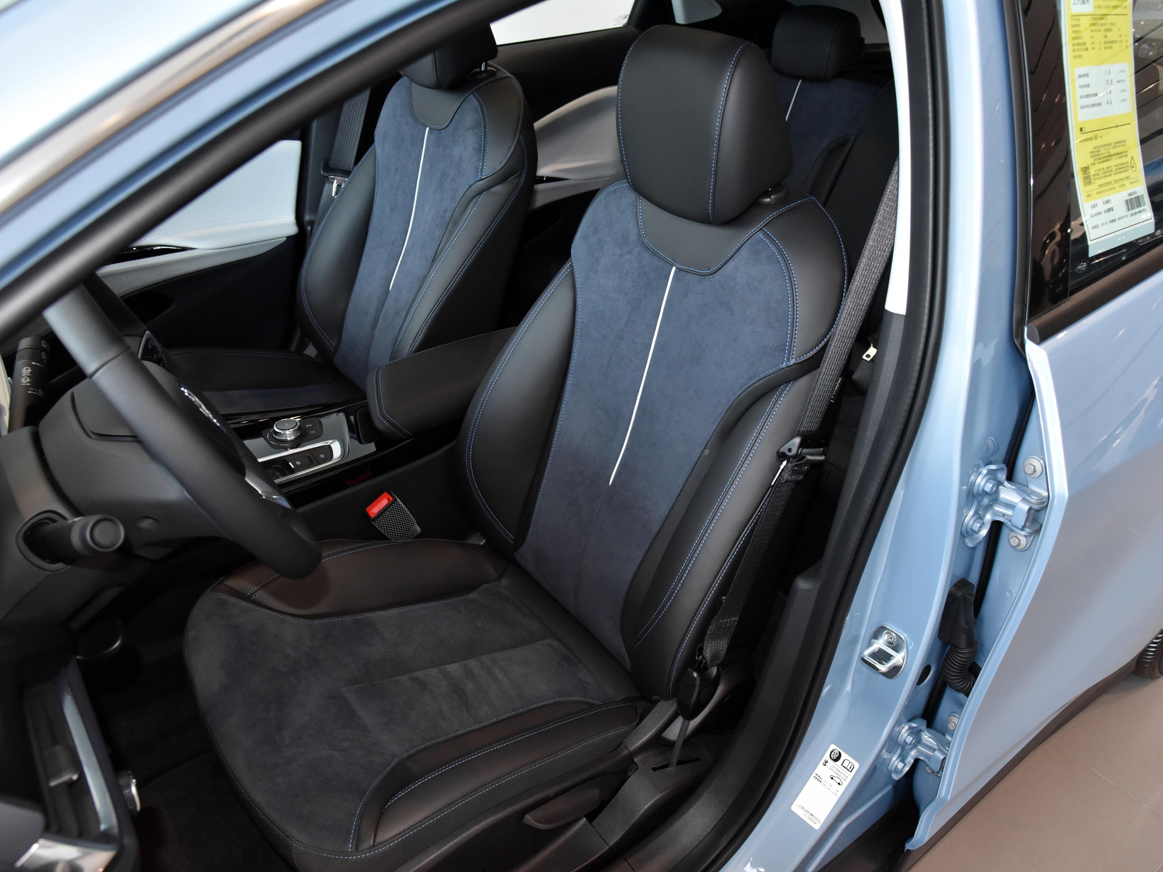 四缸混动系统,新款微蓝6驾驶感受