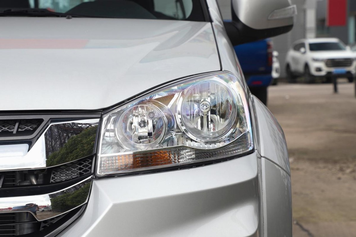 3年的长城皮卡风骏5还能值多少钱,风骏5皮卡1.5t和2.4哪个值得买