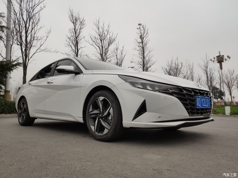 第七代伊兰特新款与老款对比,总结我的用车感受