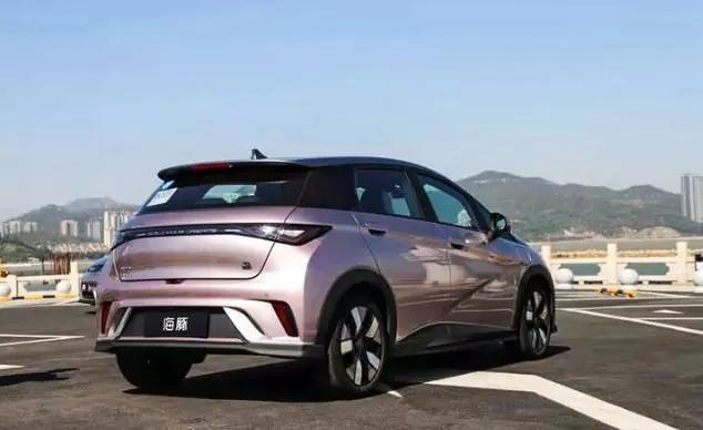 适合女生开的新能源车推荐20-30万,比亚迪哪款新能源车适合女生开