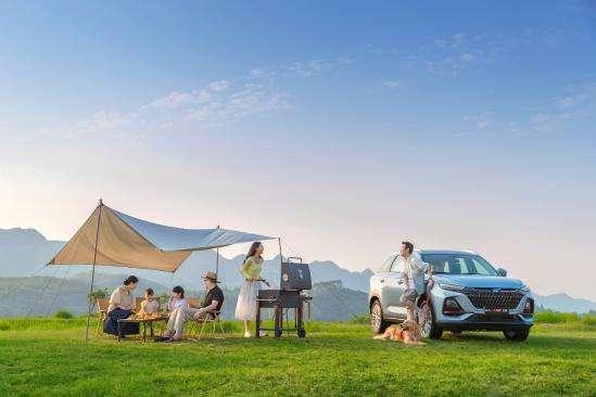 欧尚X7PLUS七座版,欧尚x7plus7座可以载多重