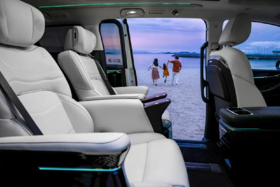 c919首飞成功后的车型,首架量产型c919售价