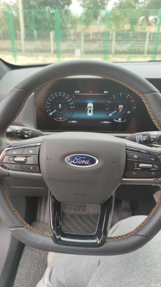 领睿空间,20-30万元福特领睿