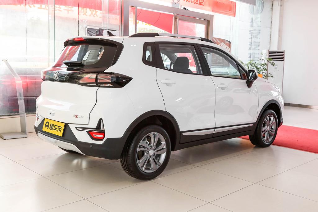 外观大气硬派直降近6万,外观霸气空间够用再加上性能卓越