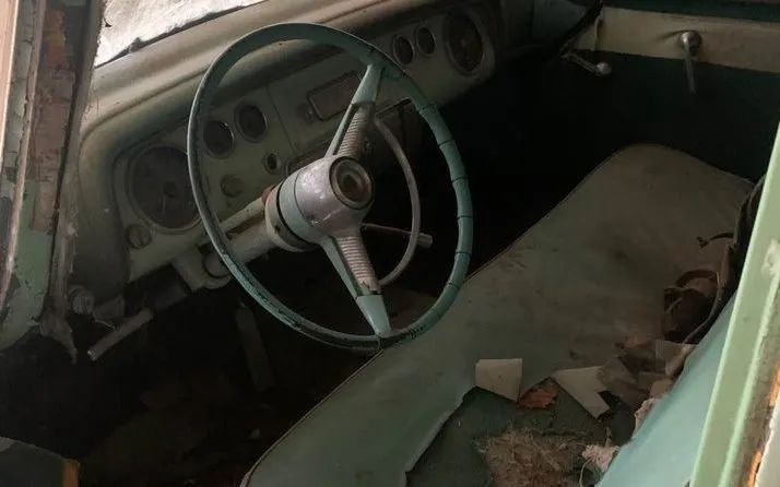 随时随地享受欢乐，1955年普利茅斯Belvedere加长豪华轿车