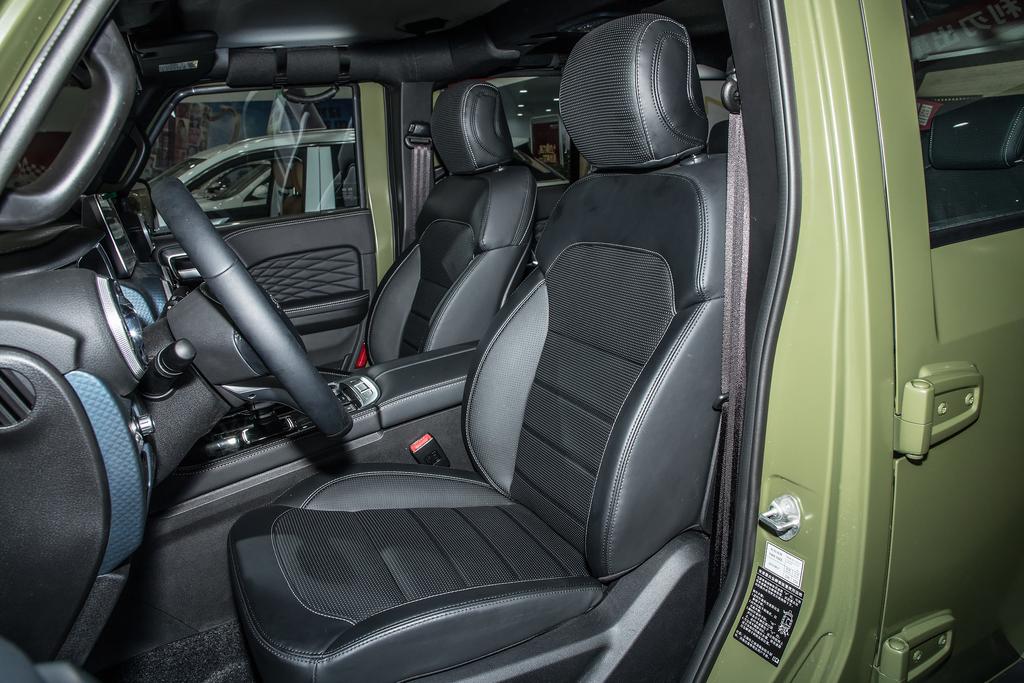 北京bj40新款2022款柴油版怎么样,bj40提车几天电池就没电