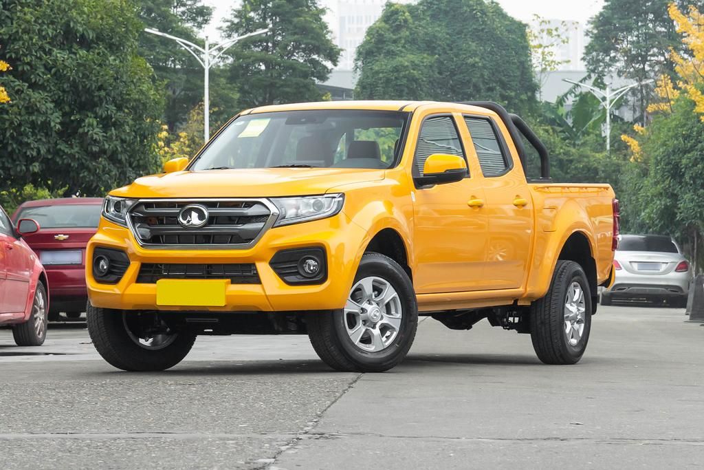 新风骏7四驱短轴版,汽油四驱风骏7油耗测评