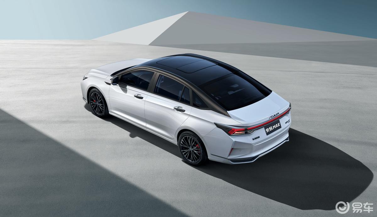 买经济型轿车,买家用轿车