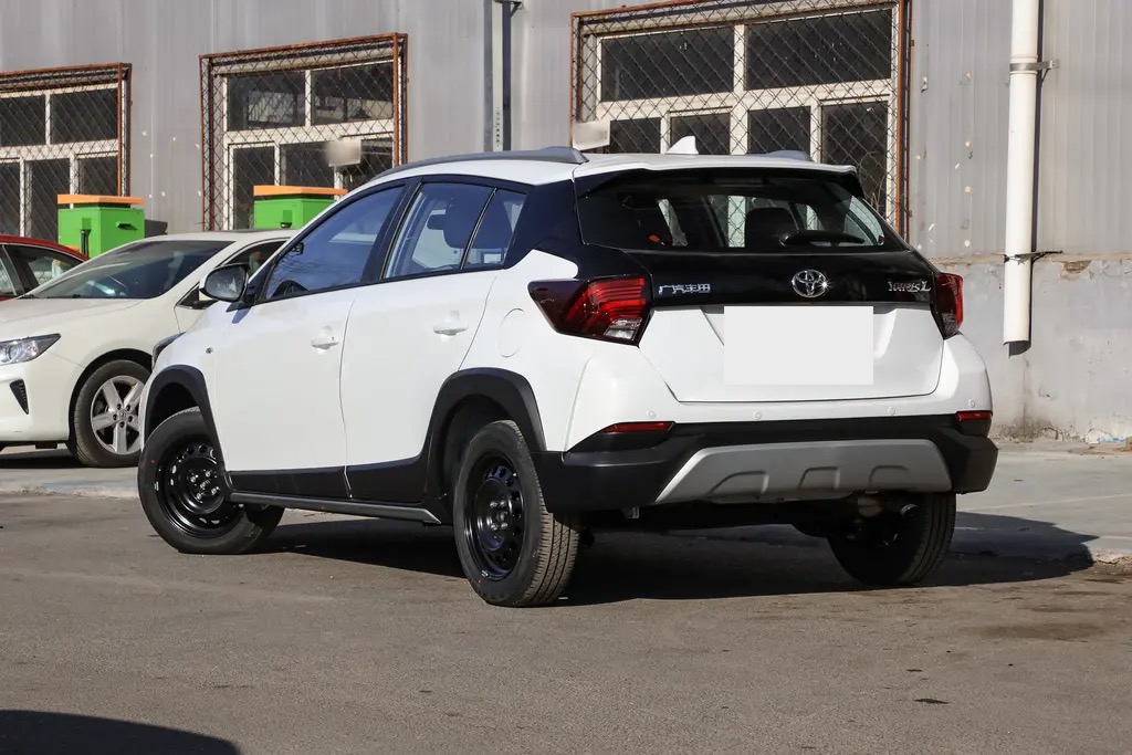 14款yarisl致炫,车长不到4米的燃油车