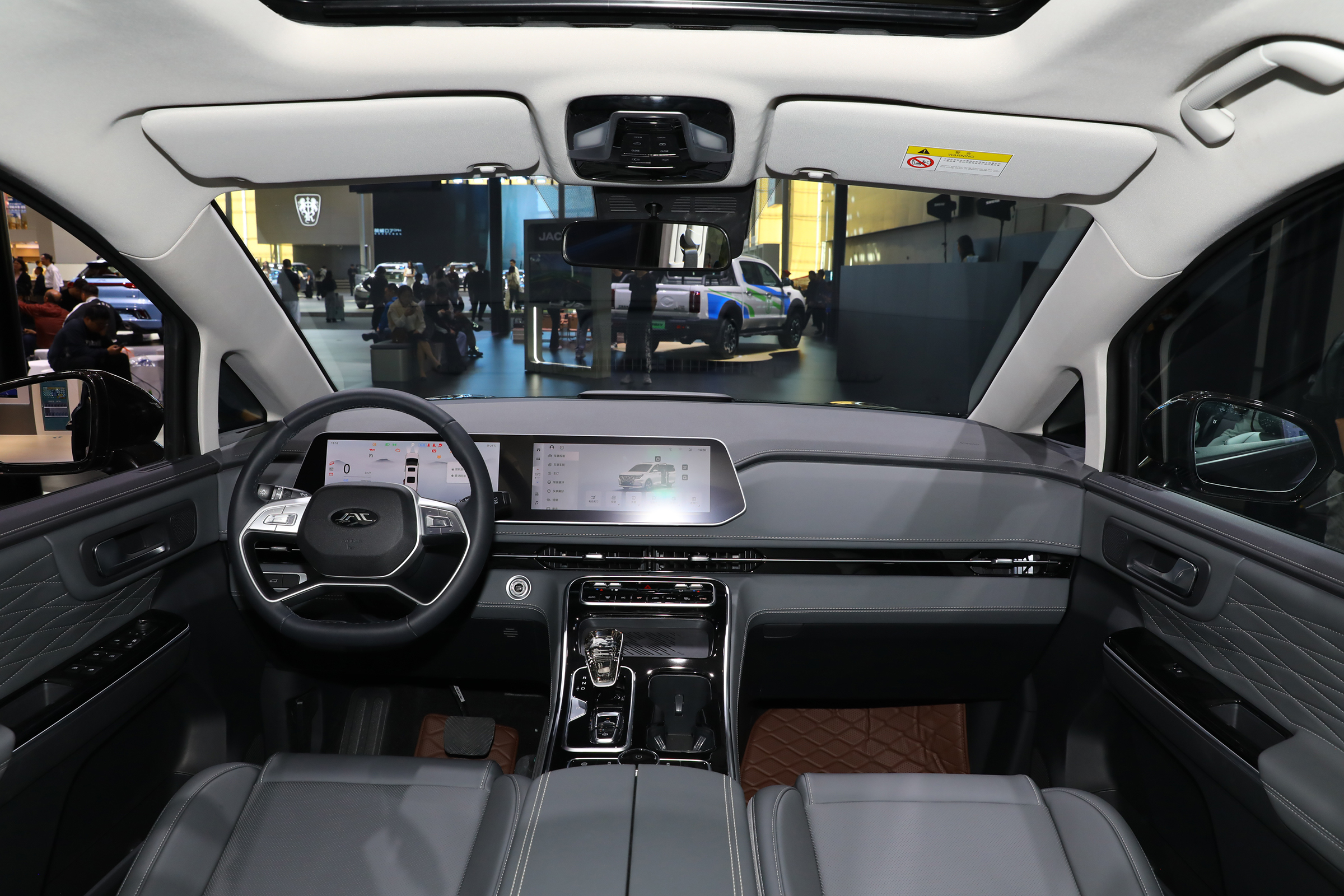 最新款江淮七座mpv,江淮瑞风全新mpv曝光价格