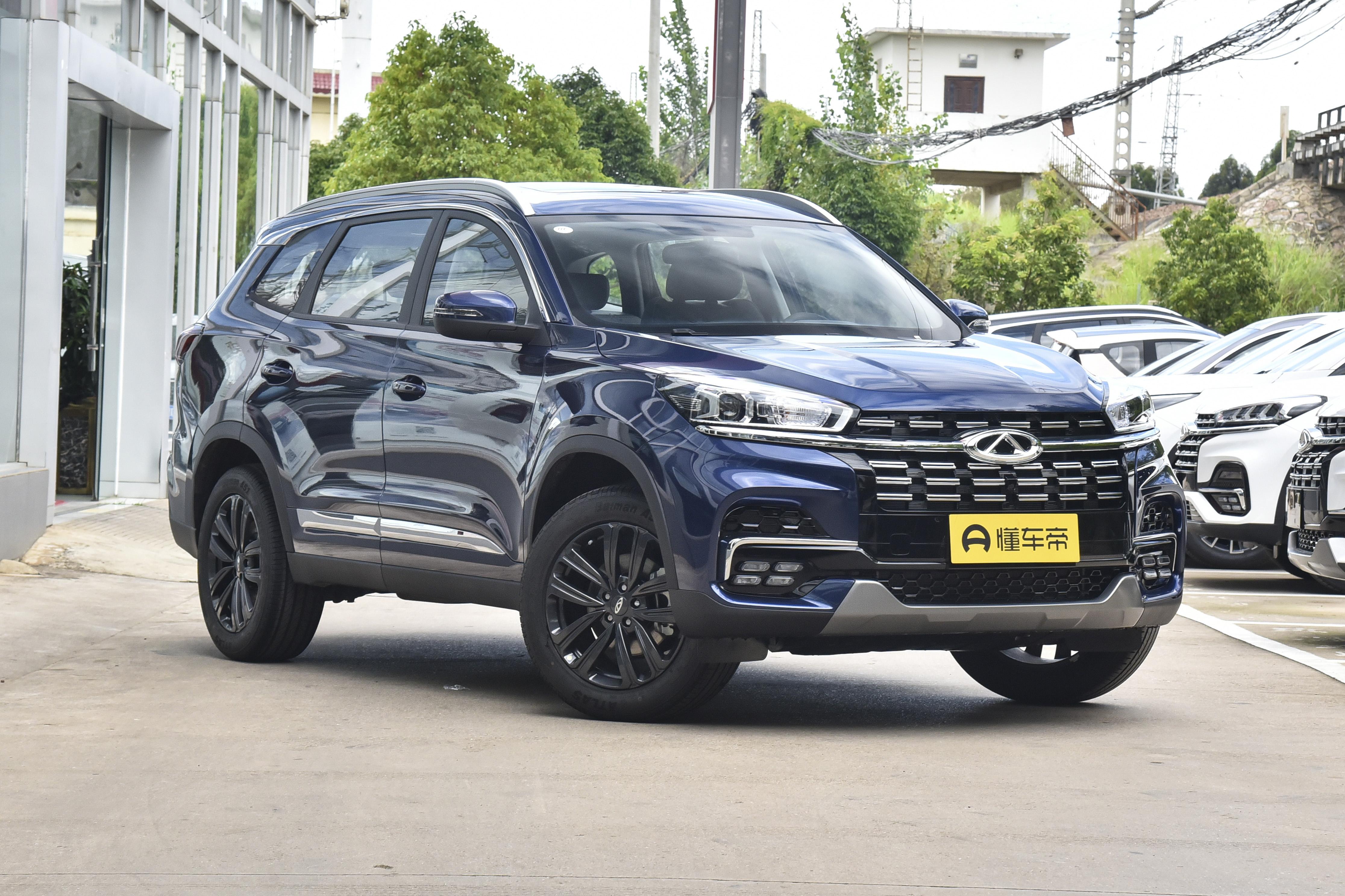 18款瑞虎8保养扳手清除图解,瑞虎81.6t保养用几升机油