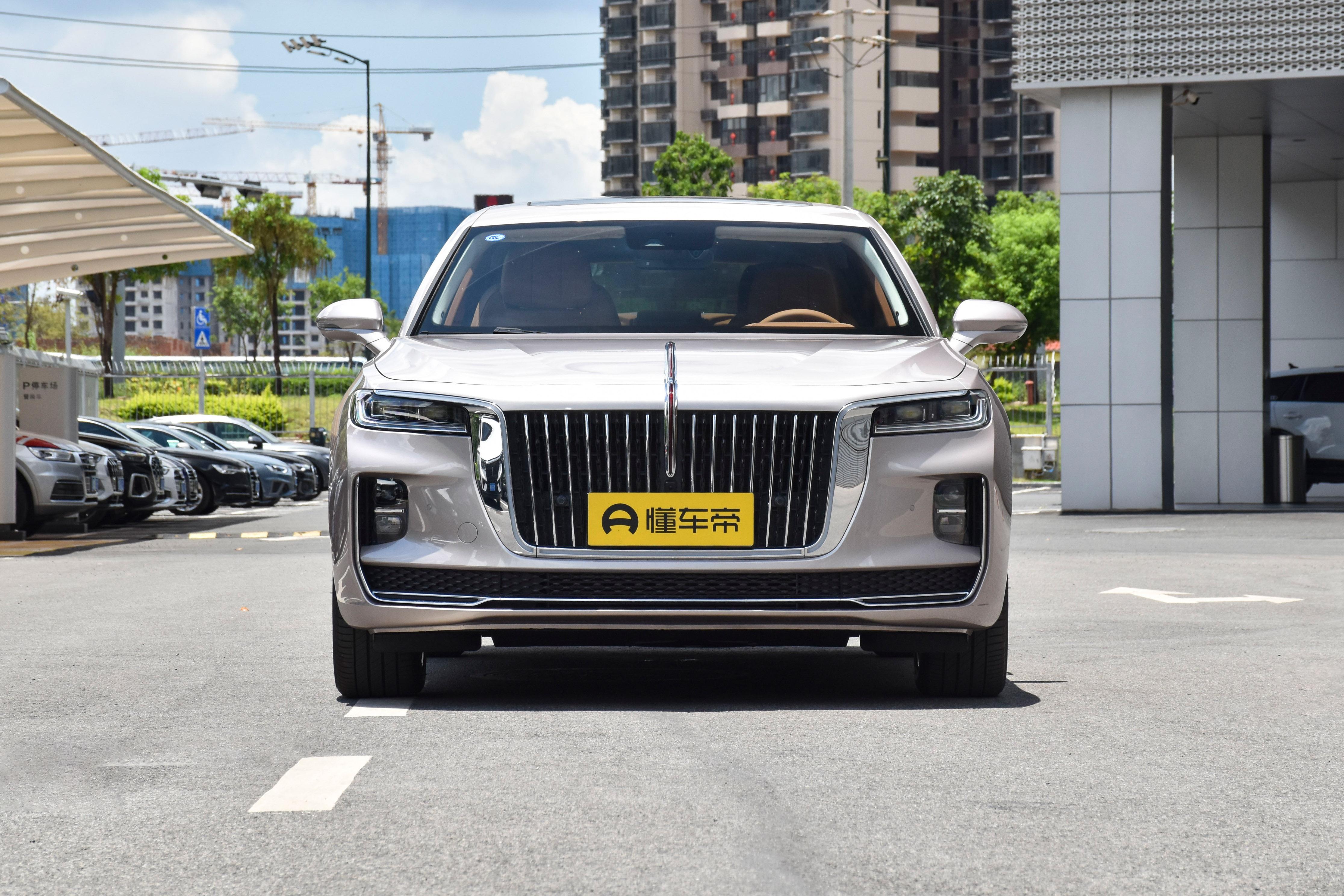 13万多公里的红旗h9值多少钱,红旗h912月销量