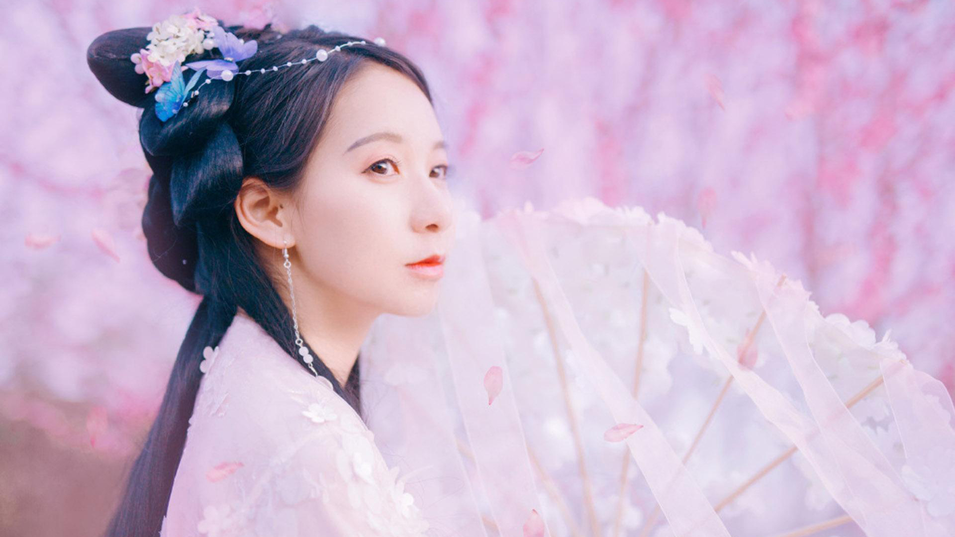 小说：那个任人欺负的草包女，被换了芯，古武世家天赋传人穿越来