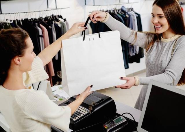 日本专门服务中国游客的店,日本待客之道