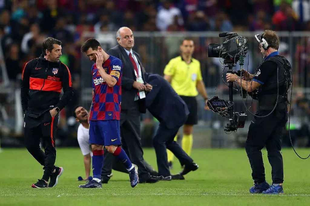 扎心了!金球第一人连续3年遭遇逆转,近7个月连丢4座冠军奖杯