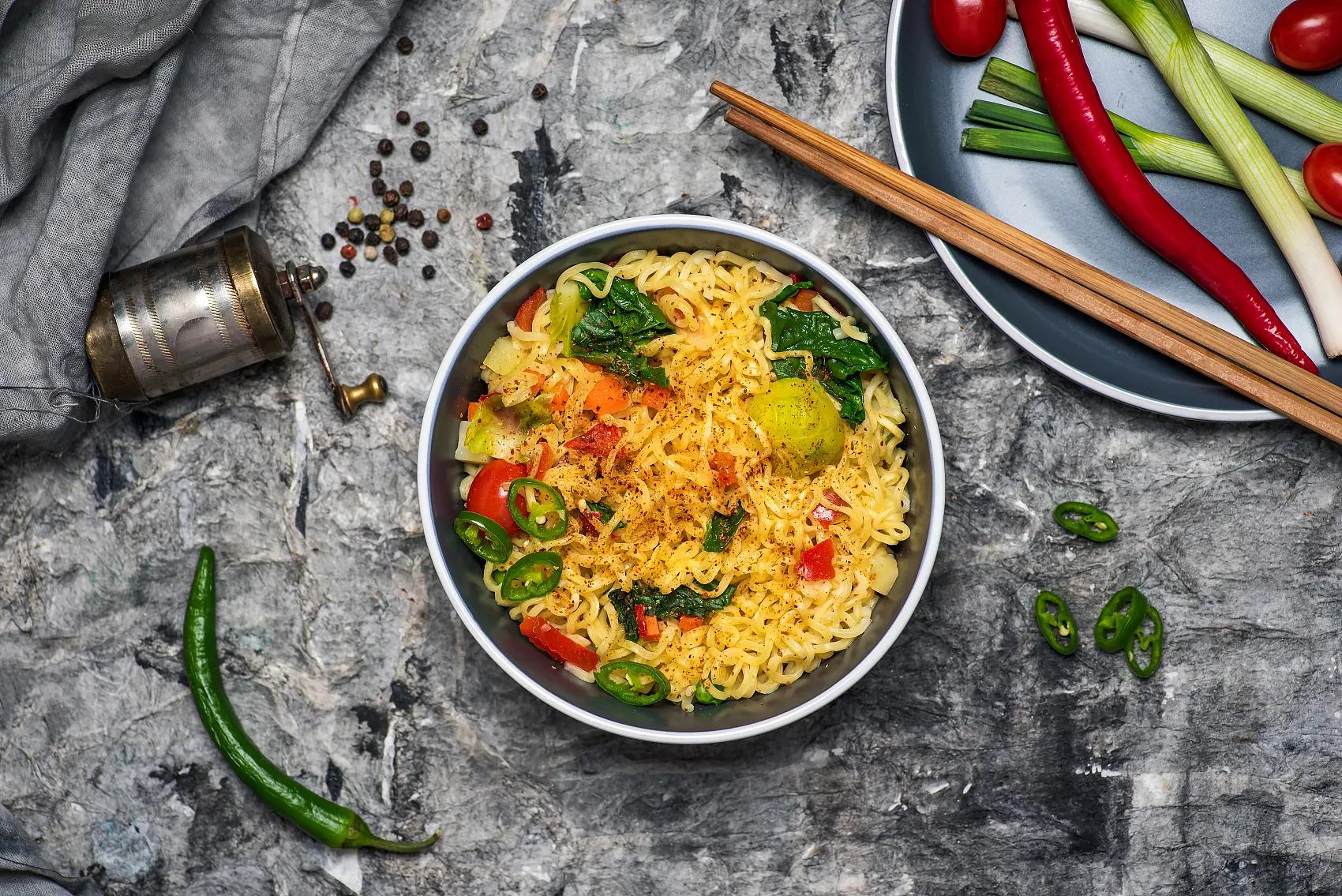 农心方便面和康师傅方便面,农心方便面是韩国还是中国的